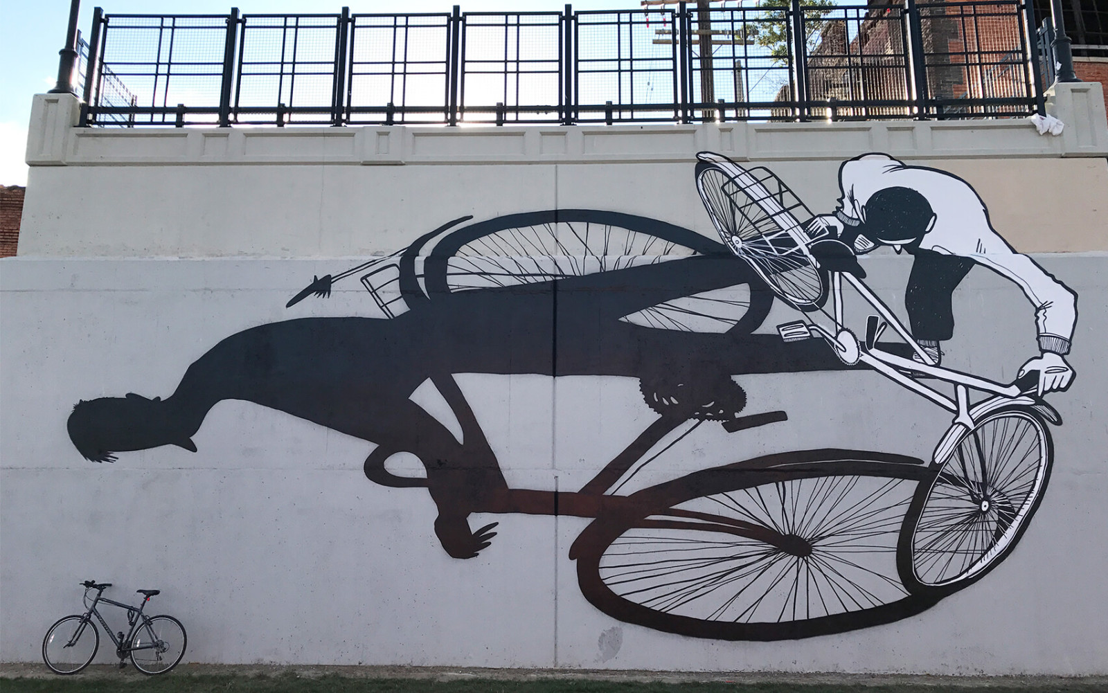 Elogio de la sombra: breves apuntes sobre los graffitis de Alex Senna